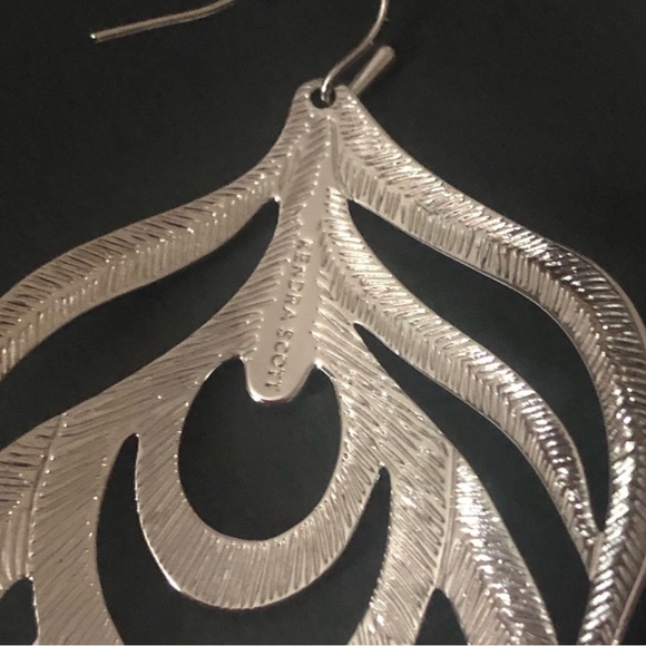 Kendra Scott Earrings - Picture 5 of 6